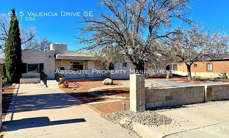Primary Photo - Great 4 bedroom home