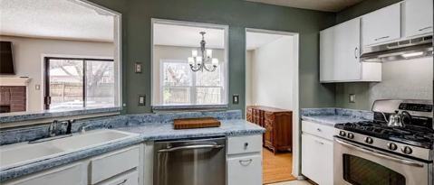 Building Photo - 1102 Greenbriar Loop