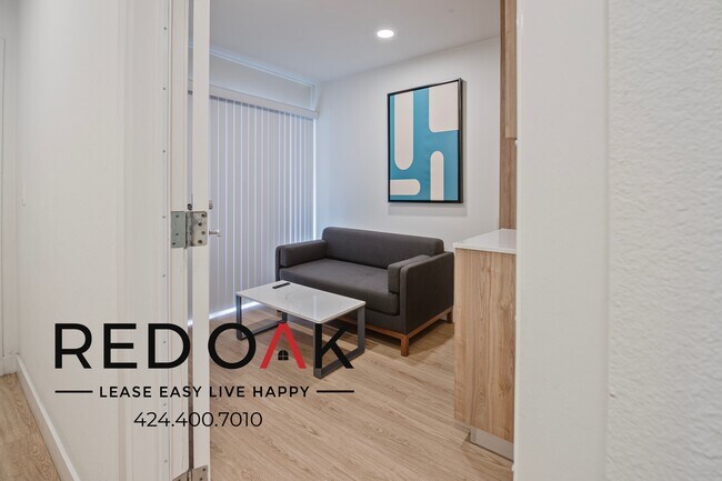 Foto del edificio - 7810 Topanga Canyon Blvd