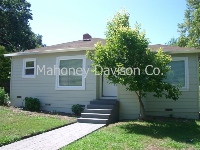 Primary Photo - 109 Glendon Way