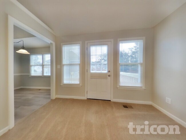 Building Photo - 4784 Julian Way