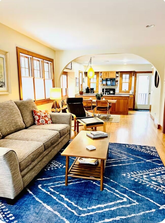 Foto del edificio - 520 S Maple St