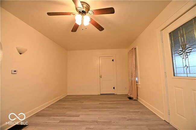 Foto del edificio - 1417 E Bradbury Ave