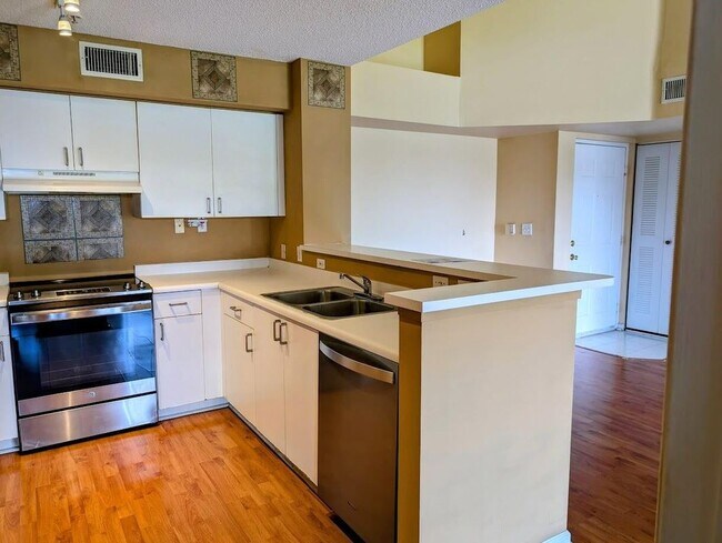 Foto del edificio - 7824 Sonoma Springs Cir