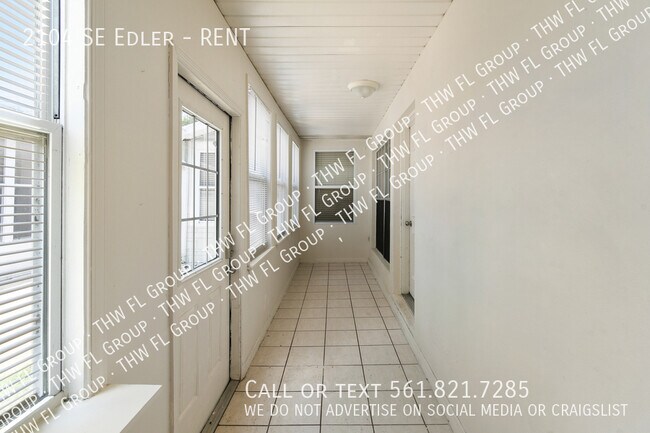 Foto del edificio - 2104 SE Edler-RENT