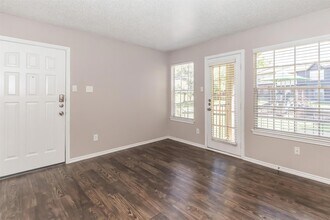 Building Photo - 8301 Boat Club Rd