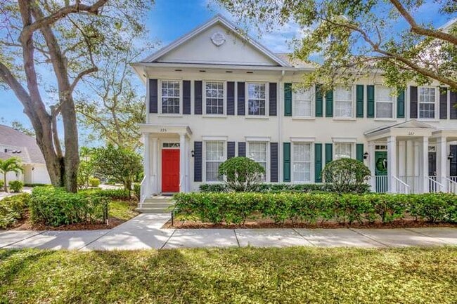 Photo - 225 Murray Ct Townhome