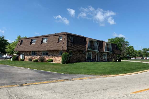 Primary Photo - 150 Meadows Rd N