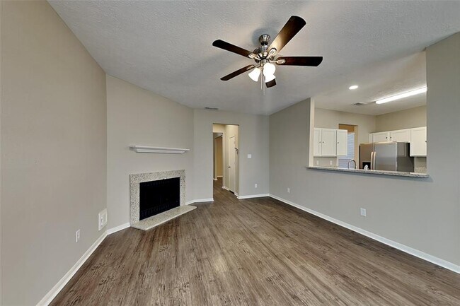 Building Photo - 14511 Cypress Falls Dr