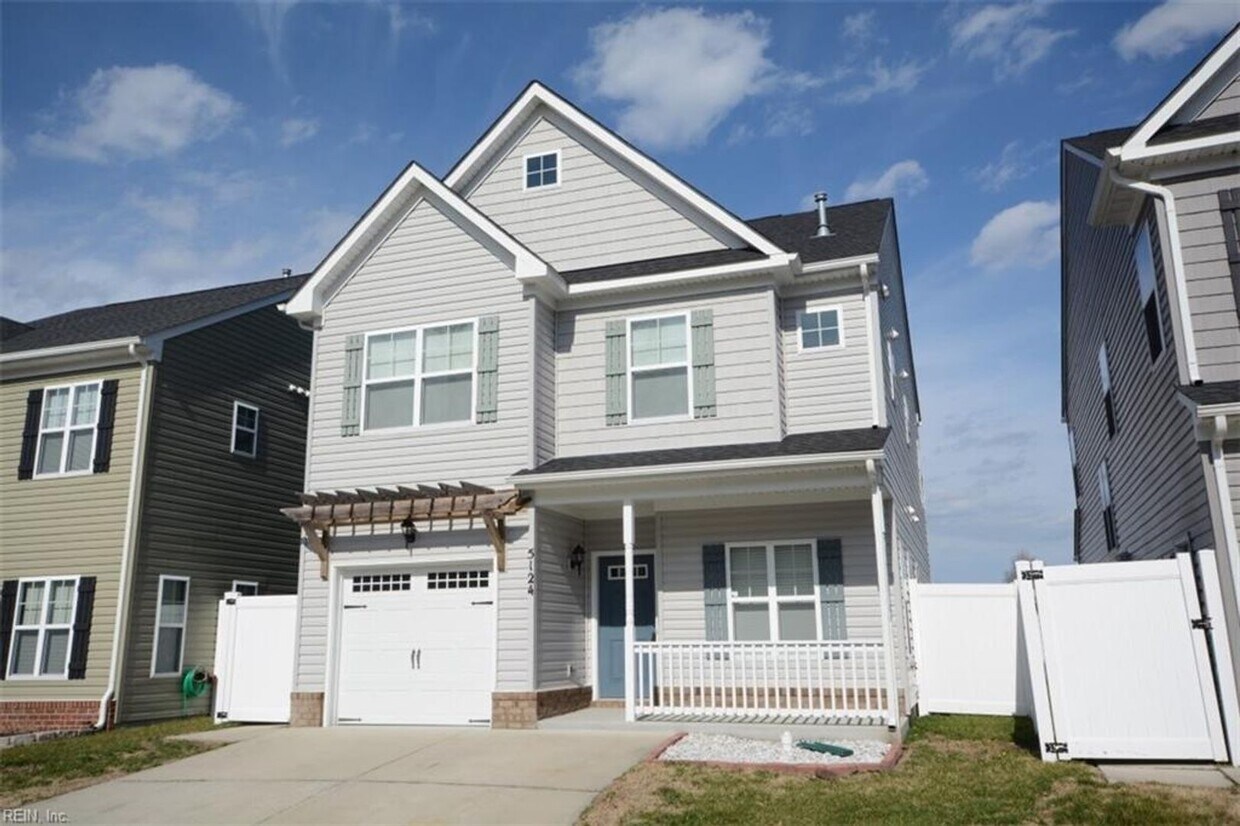 Primary Photo - Single Family Condo in Virginia Beach