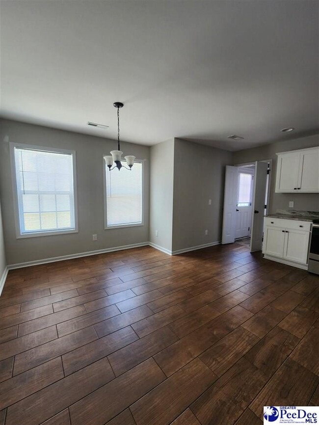 Building Photo - 297 Green Acres Rd