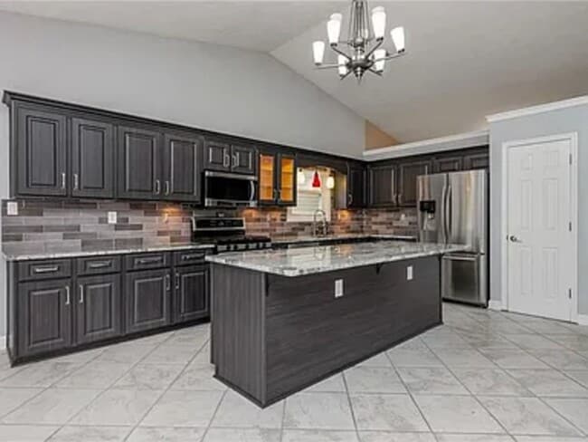 Building Photo - 5022 Anclote Dr