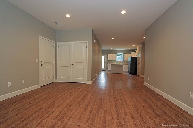 Building Photo - 1735 Dunklin St