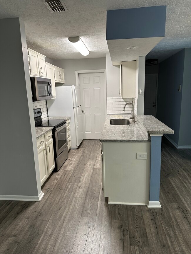 Building Photo - 172 Mallard Glen Dr