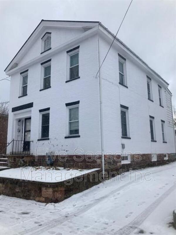 Primary Photo - 29 Murray St