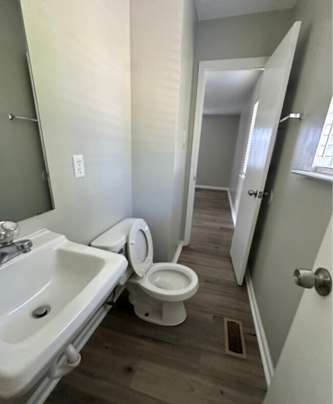 Building Photo - 5113 Ortega Cir NW