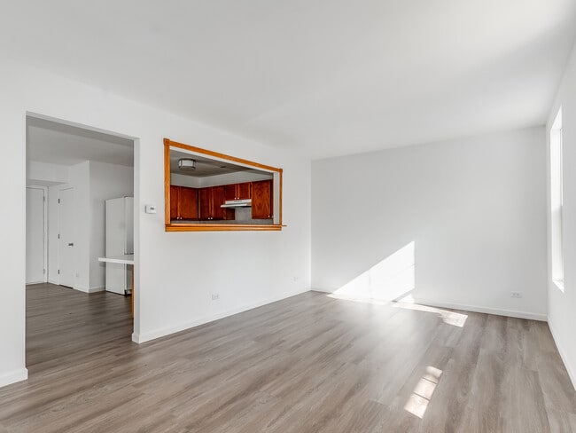 Foto del edificio - 1053 Symphony Dr