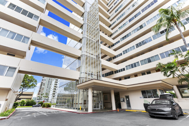 Foto del edificio - 500 University Ave