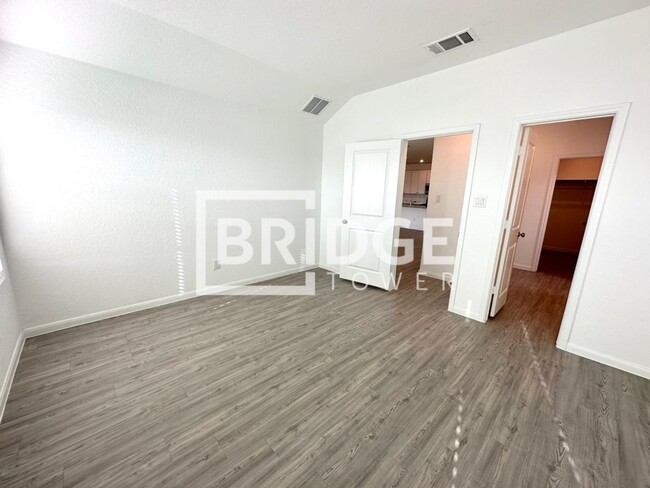 Building Photo - 1260 Treehouse Lane, New Braunfels, TX 78130