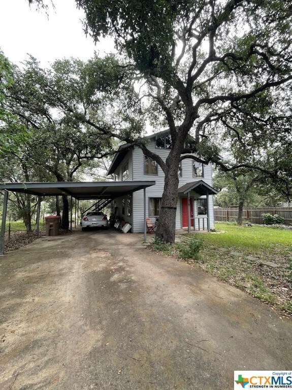 Foto del edificio - 2429 Grandview Forest