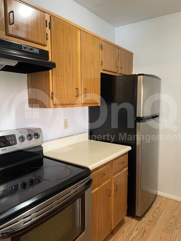 Building Photo - 8080 E Speedway Blvd