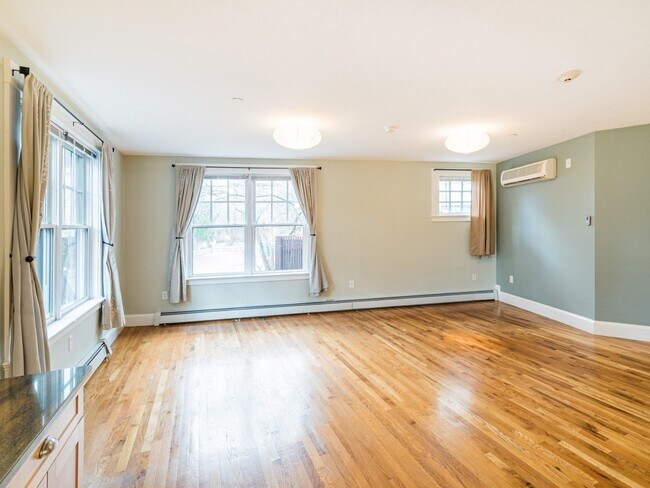 Foto del edificio - 429 Norfolk St