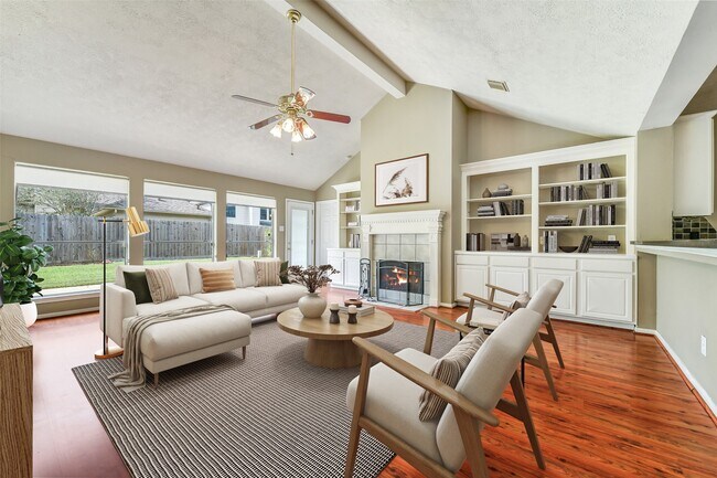 Foto del edificio - 317 Vantage Pointe Cir