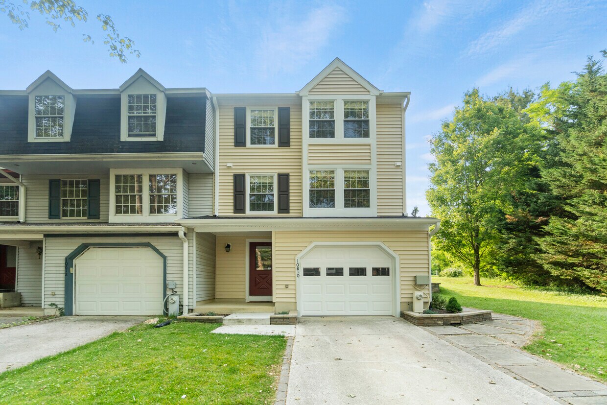 10810 Olde Woods Way, Columbia, MD 21044 Townhome Rentals in Columbia