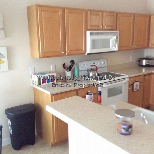 Building Photo - 313 Millet Dr