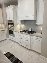 Building Photo - 16370 Viansa Wy