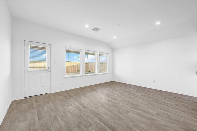 Foto del edificio - 2011 Woodlark Way