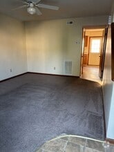 Building Photo - 1116 Park St