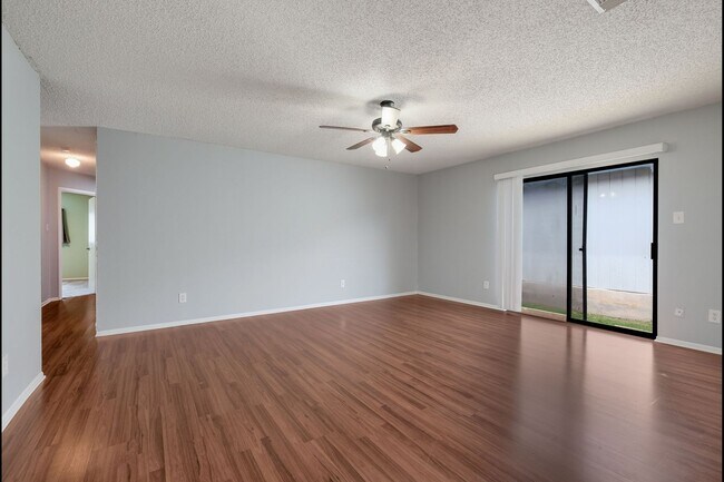Building Photo - 8147 Easy Meadow Dr