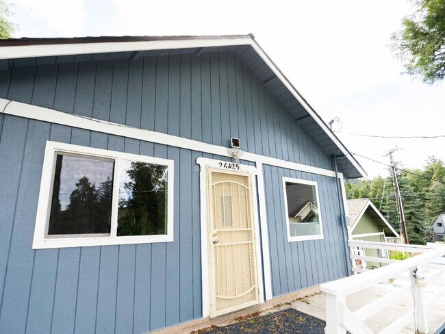 Foto del edificio - 26425 Lake Forest Dr