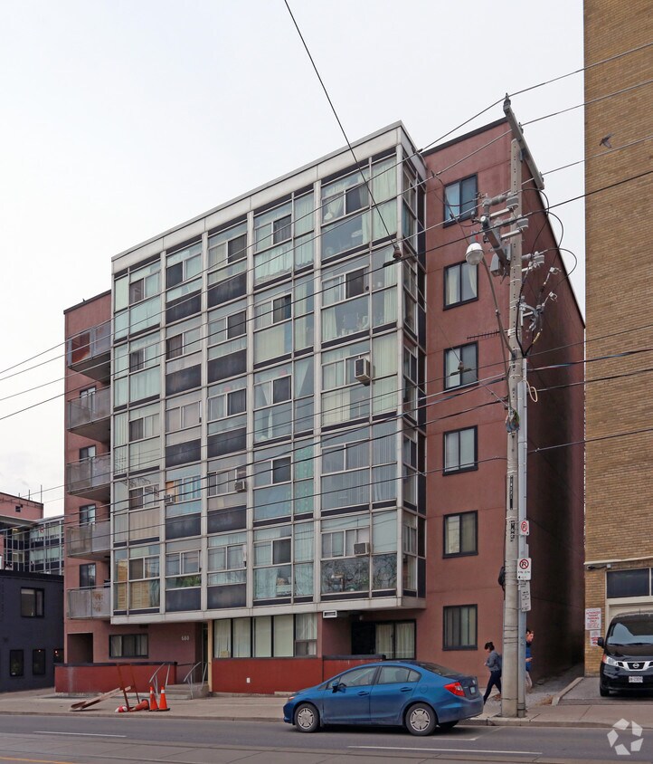 Photo du bâtiment - Norm Houghton Complex Building