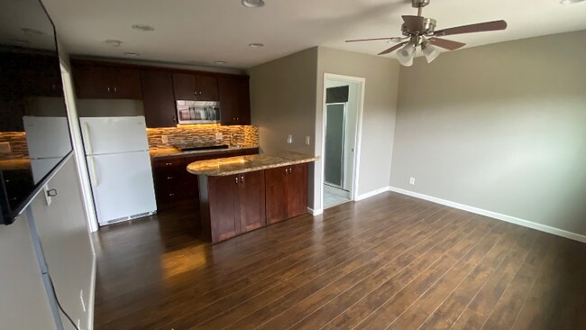 Foto del edificio - 770 S Walnut St