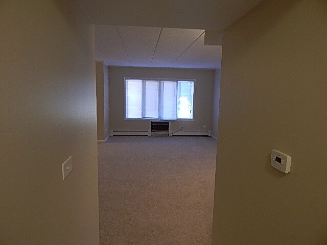 Building Photo - 816 W Saint James St