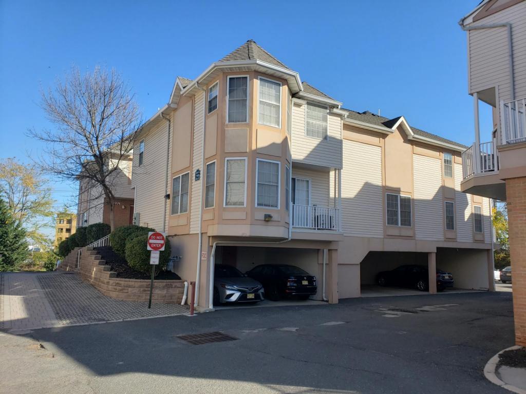 111 Adamecs Way, South Amboy, NJ 08879 Townhome Rentals in South