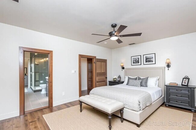 Foto del edificio - 117 Montgomery Ave