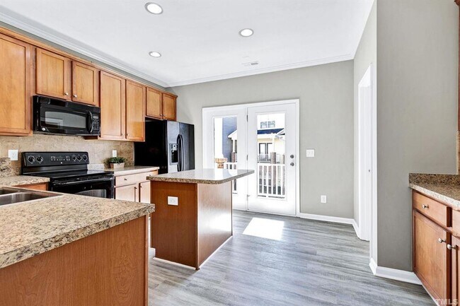 Building Photo - Beautiful 3 Story Townhome in Cary!