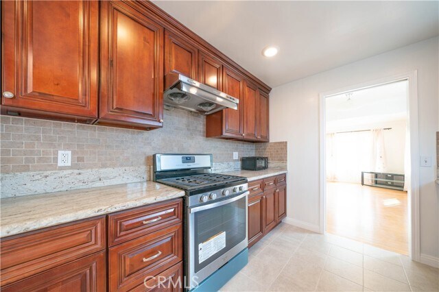 Foto del edificio - 517 N Soldano Ave