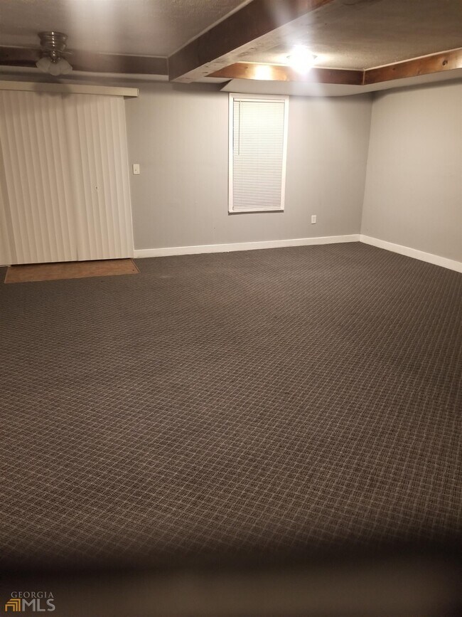 Building Photo - 4201 Wingfoot Ct