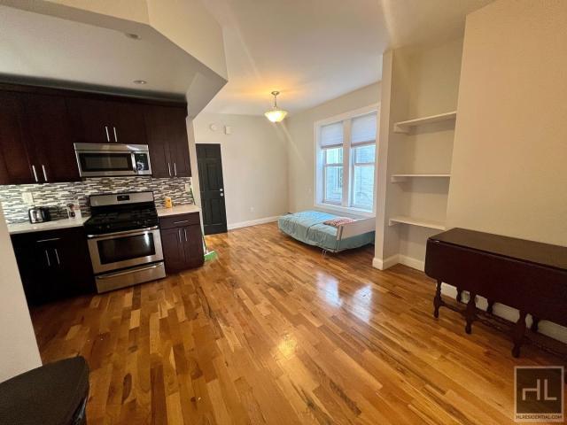 Foto del edificio - 2 bedroom in BROOKLYN NY 11203