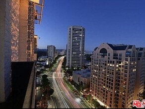 Building Photo - 10535 Wilshire Blvd
