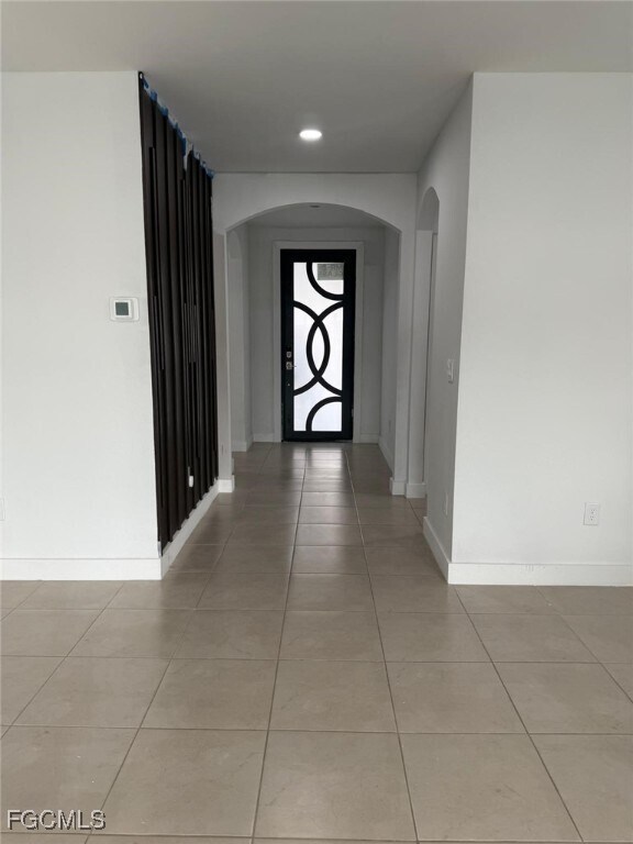 Building Photo - 1304 NE 9th Pl