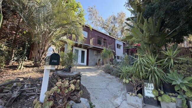 Foto del edificio - 637 S Crescent Ct