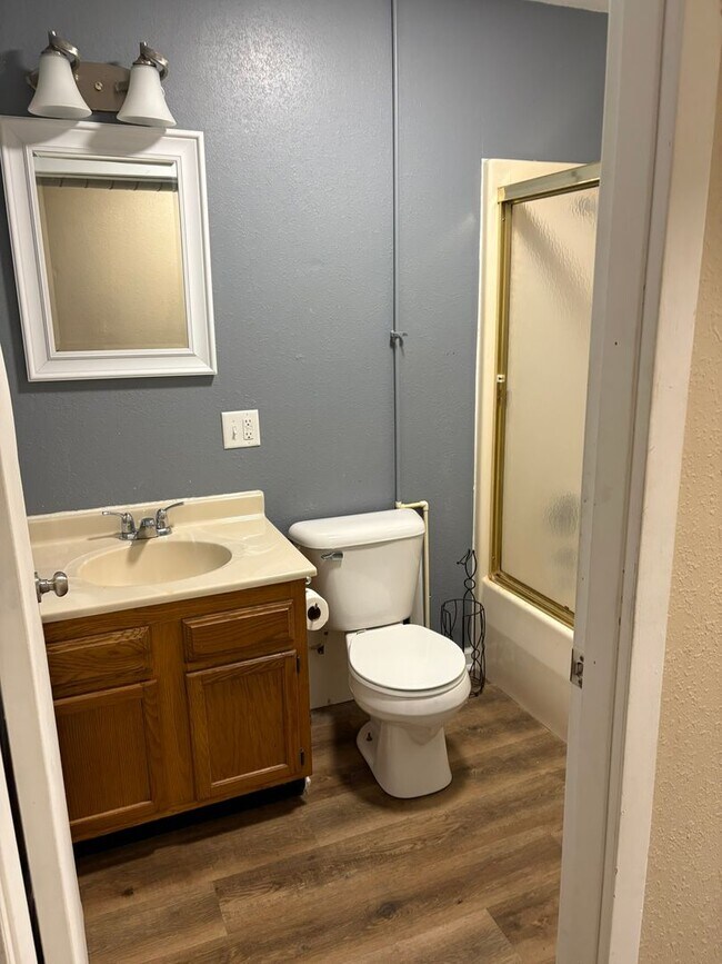 Foto del edificio - 1471 Main St