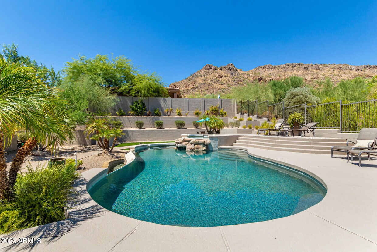 Primary Photo - 27535 N 85th Dr