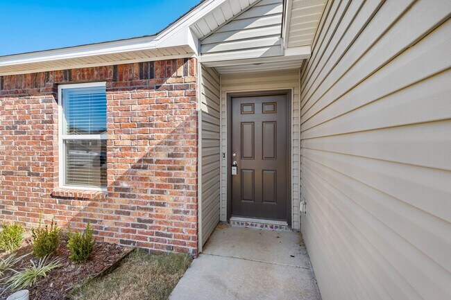 Foto del edificio - Beautiful and Spacious Home!