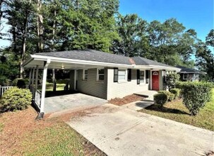 Building Photo - 1041 Longshore Dr